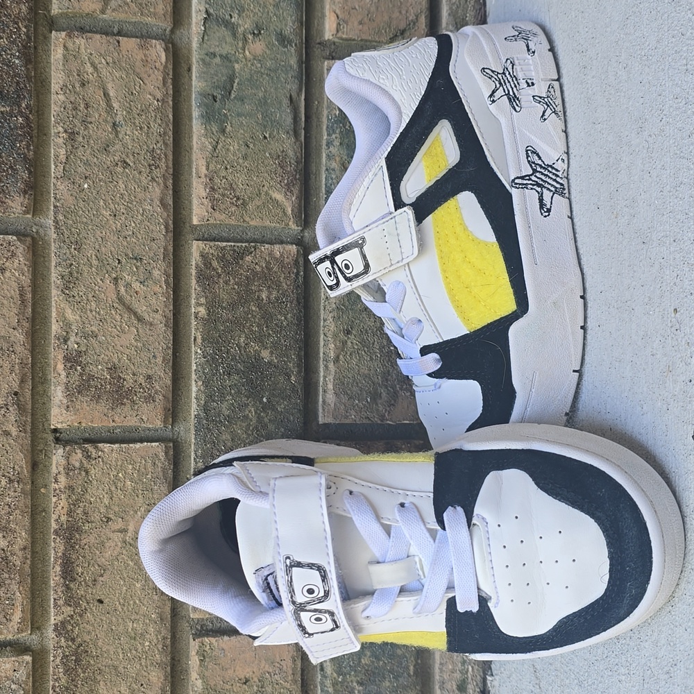 Puma x Spongebob Kids Slip On Velcro Shoe.